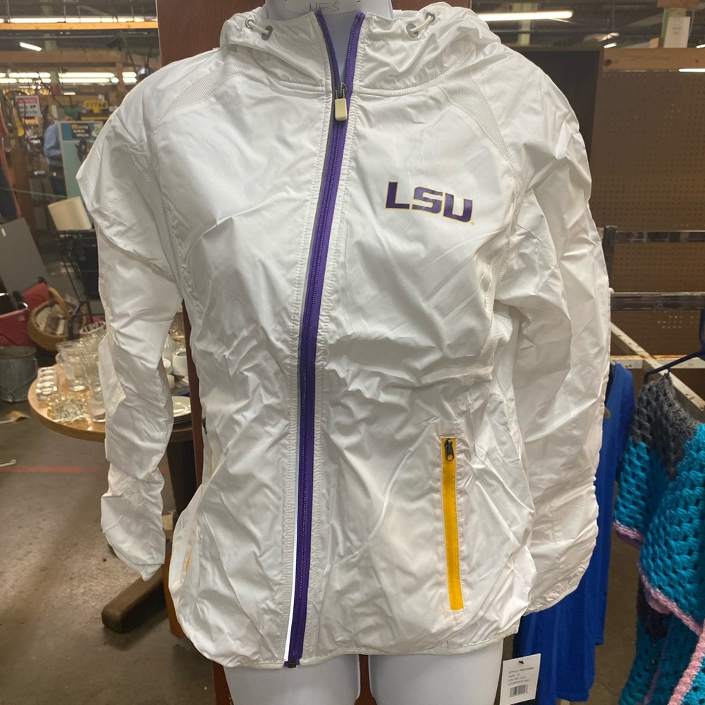 WOMEN’S NWT LSU TIGERS ZIP UP HOODED JACKET